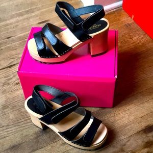 ❗️SOLD❗️HASBEENS “Velcra” sandals 👣